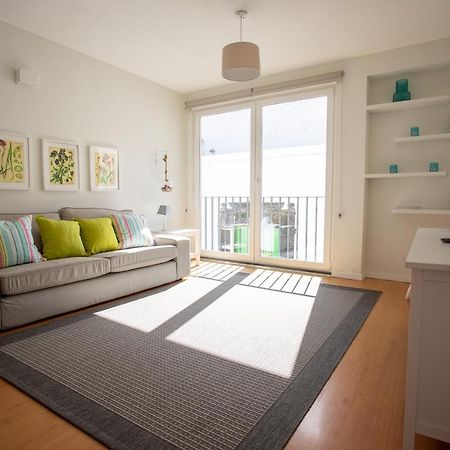 Downtown Pdl Apartment ปอนตาเดลกาดา ภายนอก รูปภาพ