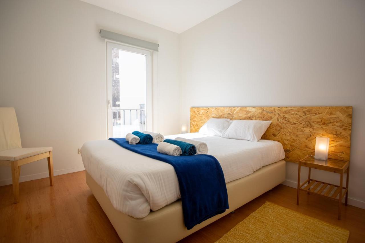 Downtown Pdl Apartment ปอนตาเดลกาดา ภายนอก รูปภาพ