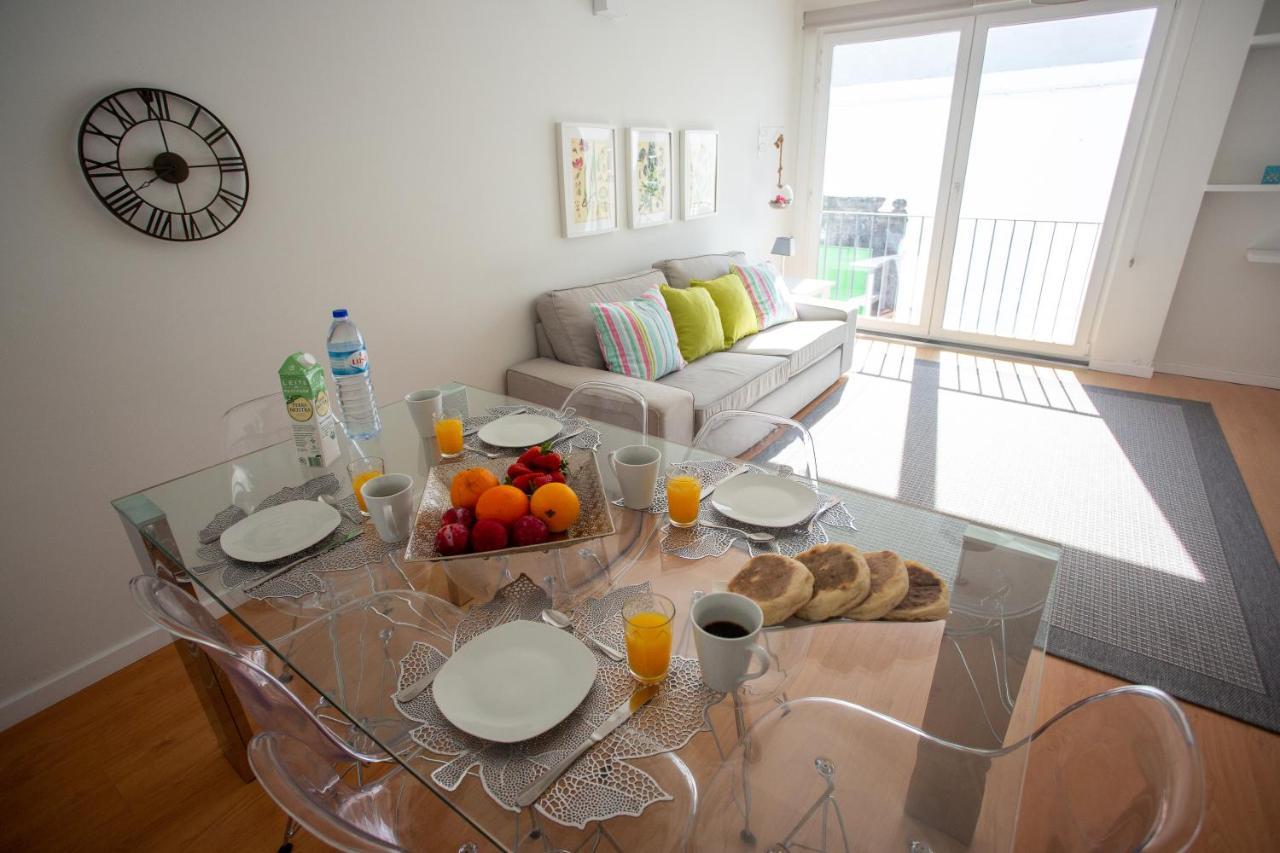 Downtown Pdl Apartment ปอนตาเดลกาดา ภายนอก รูปภาพ
